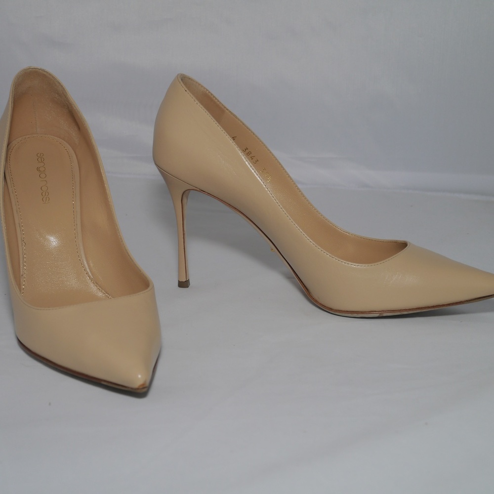 Sergio Rossi Nude Kid Pump, 90mm size 39.5 box